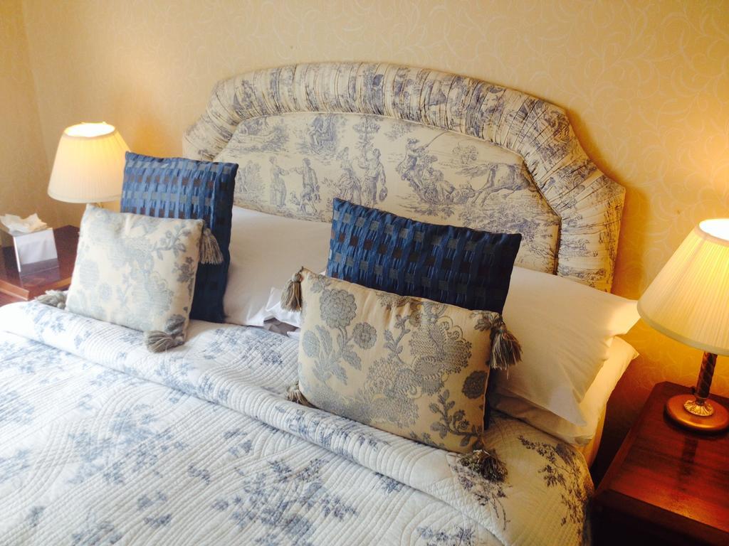Overton Grange Country Hotel Ludlow Room photo